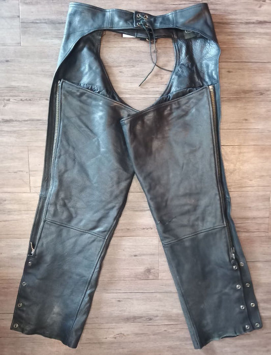 BOUTIQUE OF LEATHERS Classic Leather CHAPS, 26