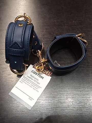 Custom Restraints Leather FETISH