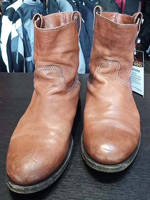 BUTTERO Pull On Leather FOOTWEAR, 42