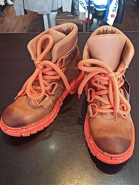 FLUEVOG Domingo Leather FOOTWEAR, 43