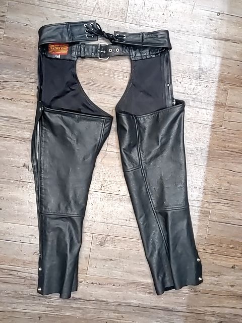 LEATHER KING Classic Leather CHAPS, 22