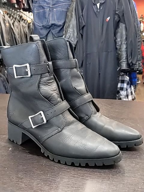 BREAKING HEARTS BURNING RUBBER Montana Leather FOOTWEAR, 39.5