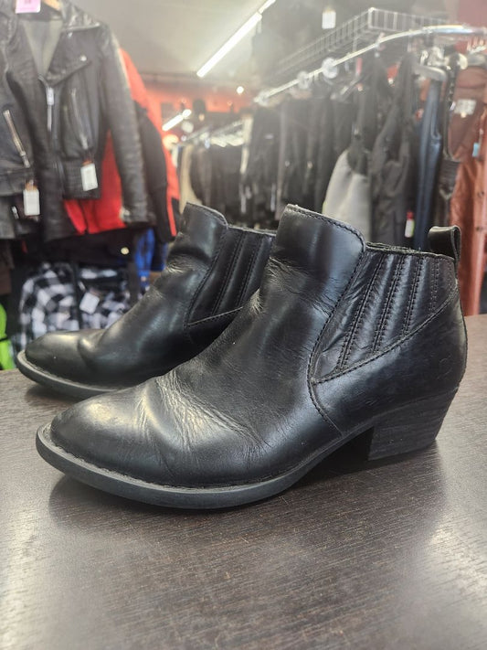 BORN Chelsea Leather FOOTWEAR, 40