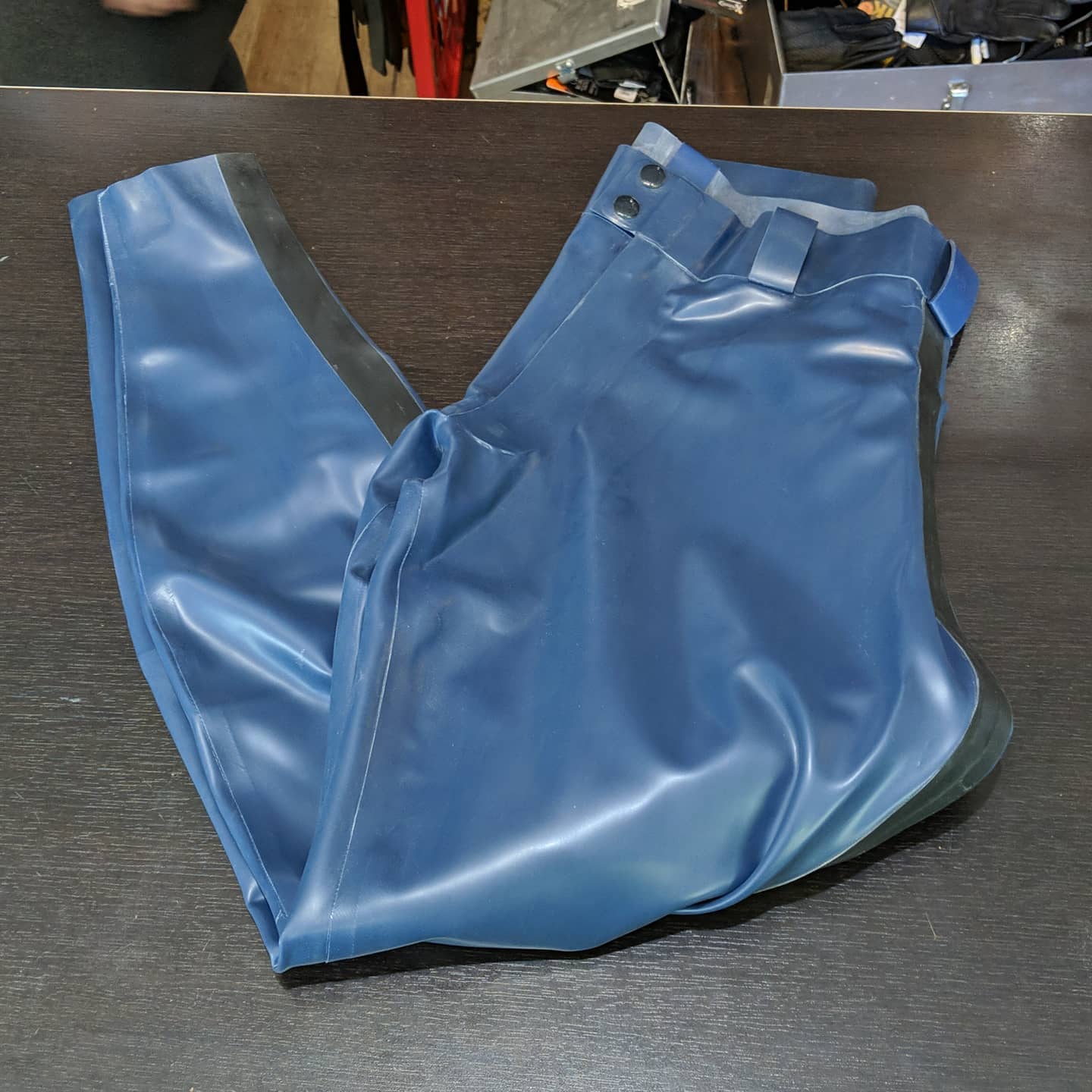 INVINCIBLE Pants Rubber FETISH, 34 – Re-Rides Moto Gear