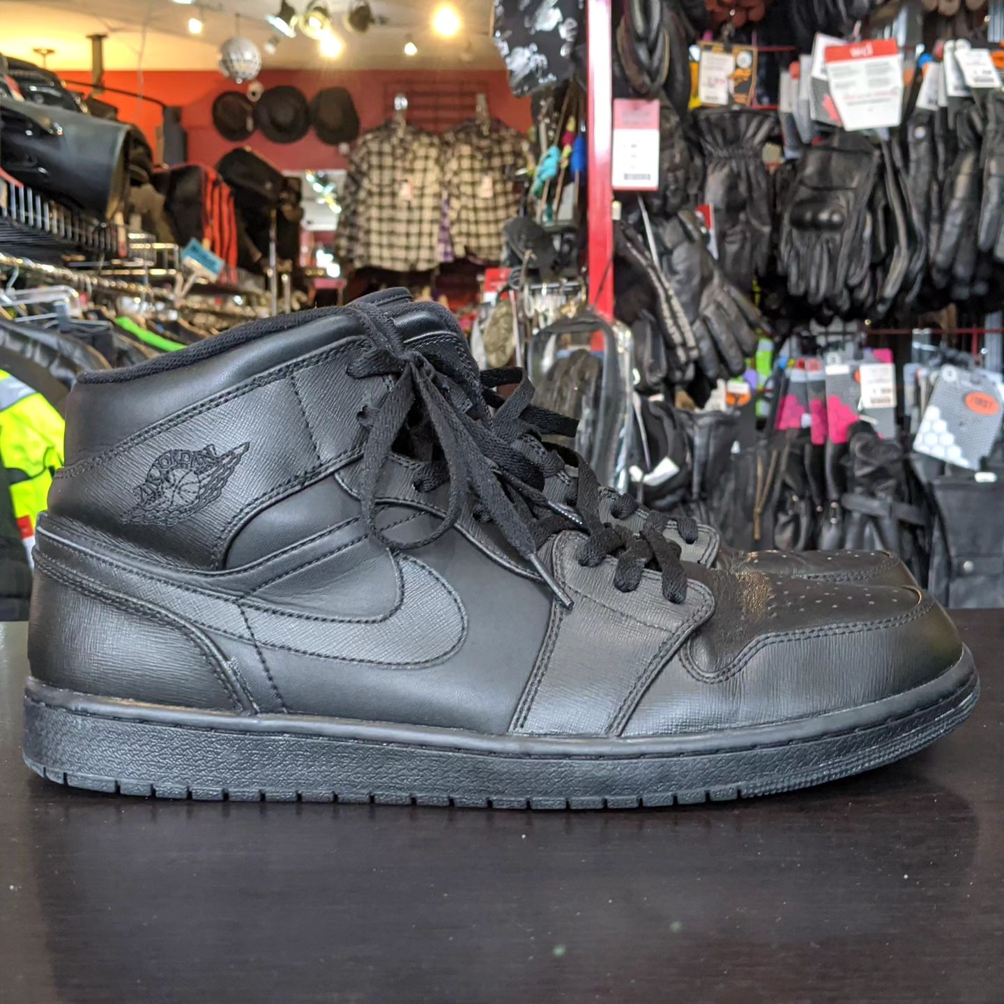 nike-air-jordan-1-leather-shoes-46-9008