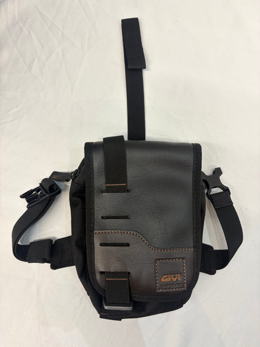 GIVI CRM 104 Corium  Textile BAGGAGE, SM
