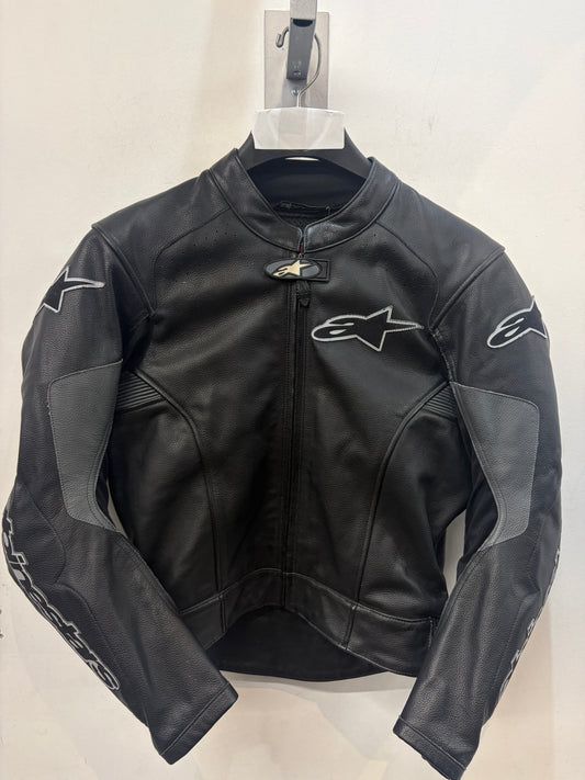 ALPINESTARS GP Plus R V2 Leather JACKET, MED