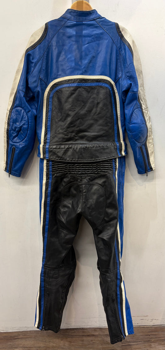SUZUKI Two Piece Leather RACE SUIT, MED
