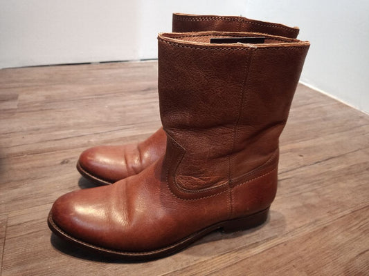 FRYE Custom Leather FOOTWEAR, 40