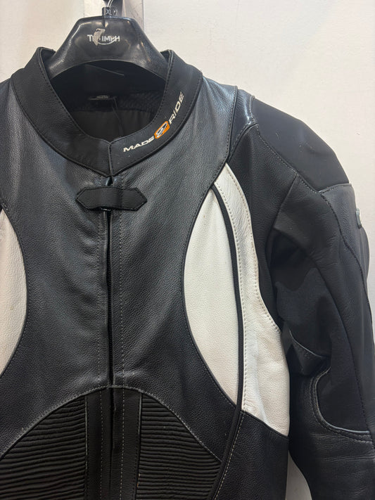 M2R Two Piece Leather RACE SUIT, MED