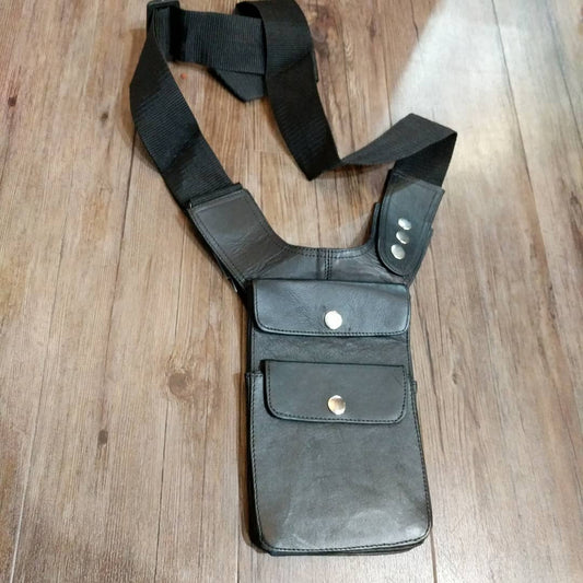 Bag (person) / UNIK  misc, leather crossbody