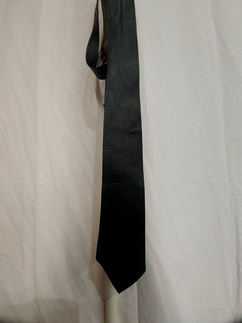 LE CHATEAU Neck Tie Leather ACCESSORY