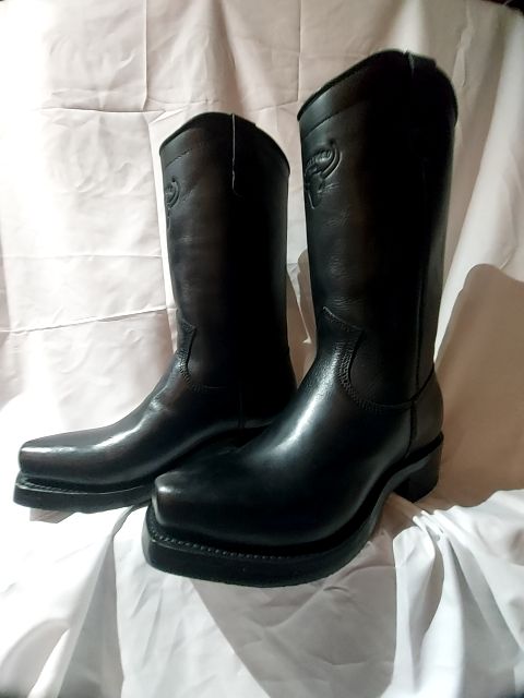 Wohlford Black Beauty Leather FOOTWEAR, 42