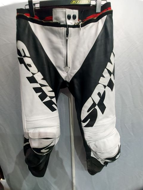 SPYKE Two Piece Leather RACE SUIT, MED