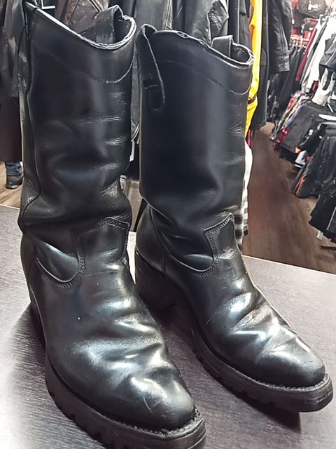 DAYTON Black Beauty Leather FOOTWEAR, 42.5