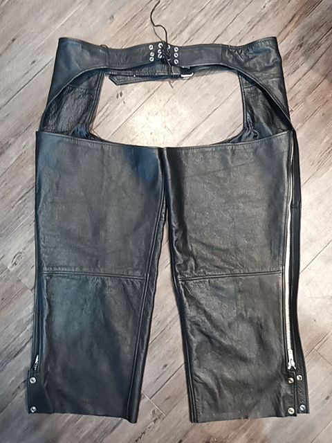 UNBRANDED Classic Leather CHAPS, 30