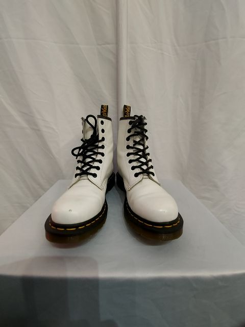 DR. MARTEN'S 1460 White Leather FOOTWEAR, 38