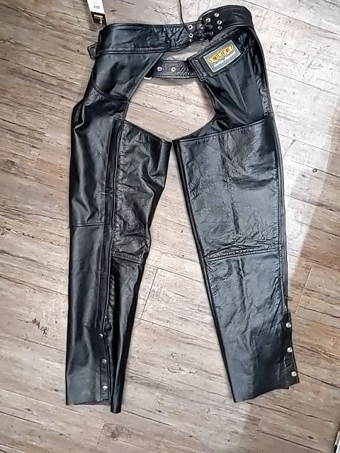 UNIK Classic Leather CHAPS, 24