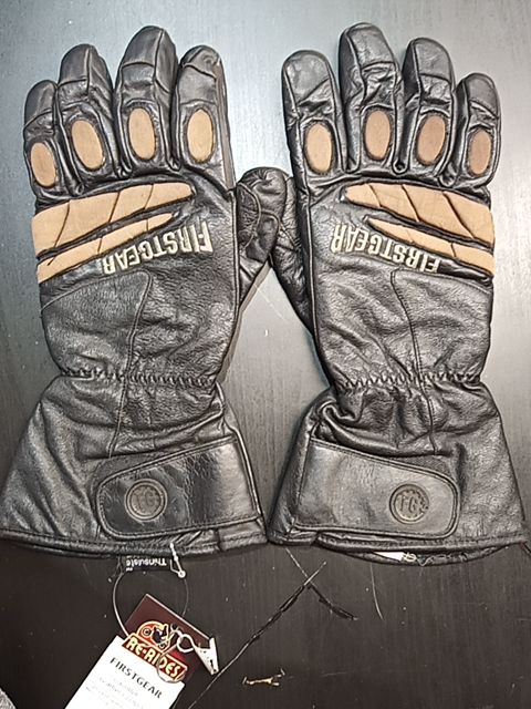 FIRSTGEAR Gauntlet Leather GLOVES, MED
